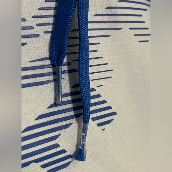 Lot of 2 Woman’s Nike Hoodies Size Small Dri-fit Therma-Fit - Picture 4 of 9